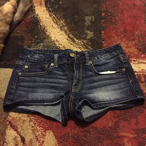 American Eagle Shorts size 6 stretch